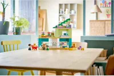 Lodra ndërtimi Lego për fëmijë, Modern Family Home 3in1
