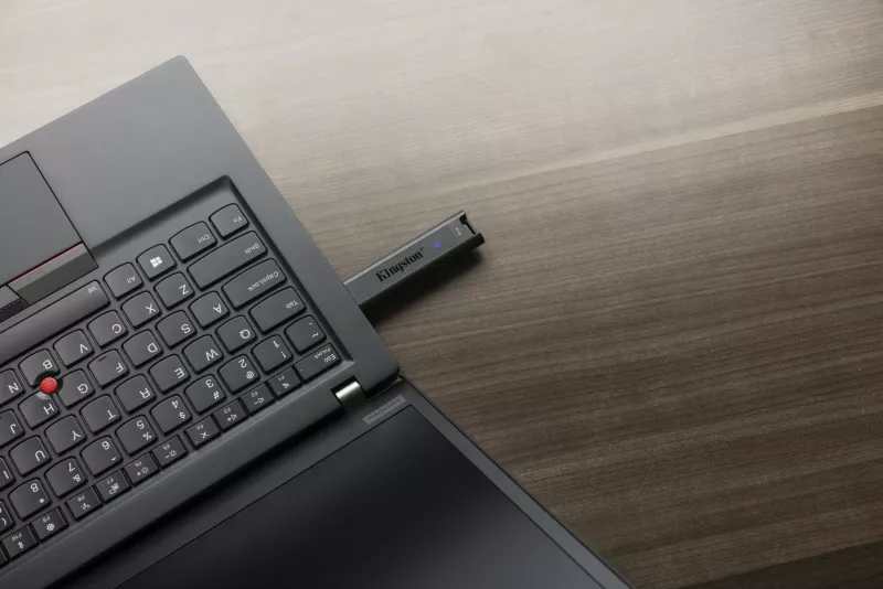 USB Kingston DataTraveler Max 1TB, USB Type-C, 3.2 Gen 2, 1000 MB/s, E zezë