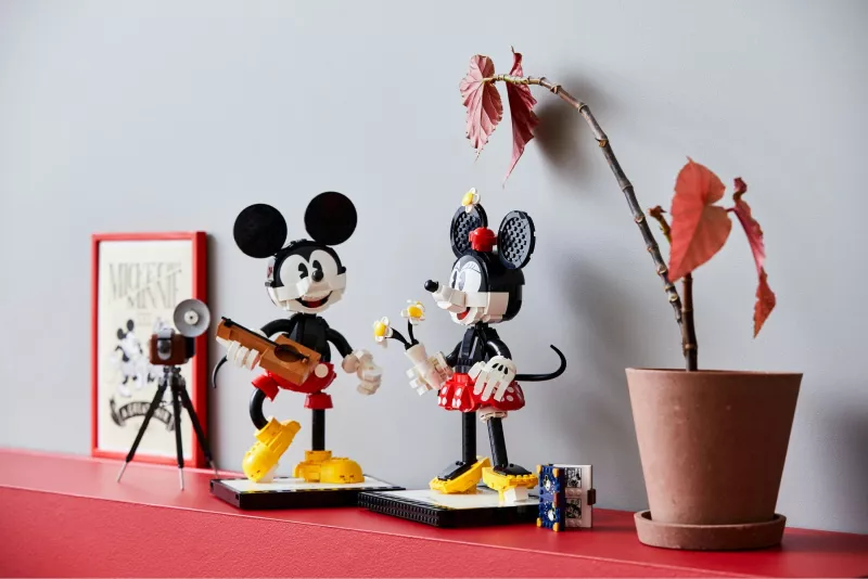Set ndërtimi LEGO Classic Mickey Mouse & Minnie Mouse, 1739 pjesë, plastikë