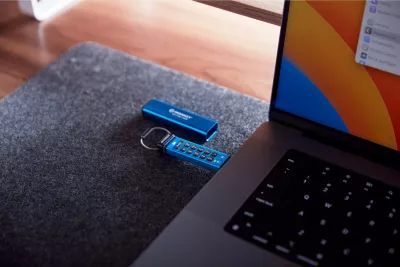 USB stick Kingston IronKey Keypad 200C 256GB, USB-C, kaltër
