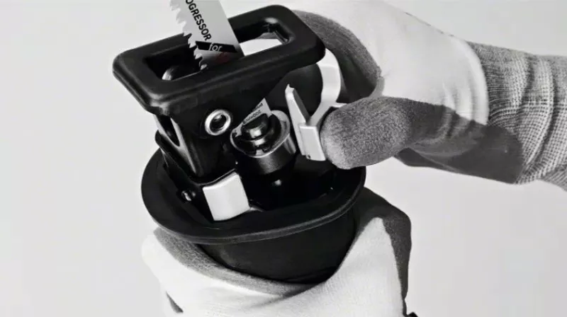 Sharrë reciproke Bosch GSA 18V-32, brushless, 18V, valixhe, zi/kaltër/kuqe