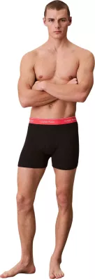 Të brendshme për meshkuj Calvin Klein Underwear BOXER BRIEF 3 PK 000NB4003A, të zeza [Madhësia: S]