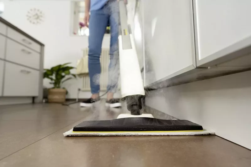Fshesë me avull Karcher SC 2 UPRIGHT, 0.4 L, 1600 W, Bardhë, Zi