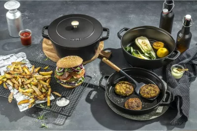 Staub La Cocotte 4.2 L Round Cast iron Casserole baking dish