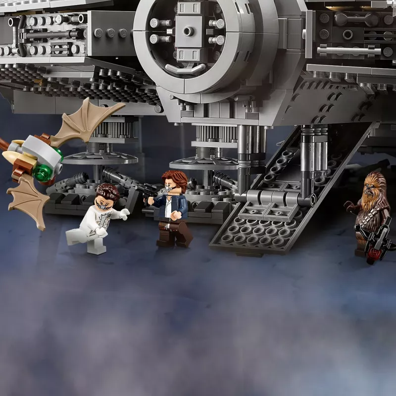 Set ndërtimi LEGO Star Wars Millennium Falcon 75192, 7541 copa, 13.6 kg