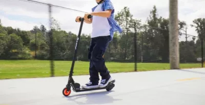 Skuter elektrik Razor, i zi