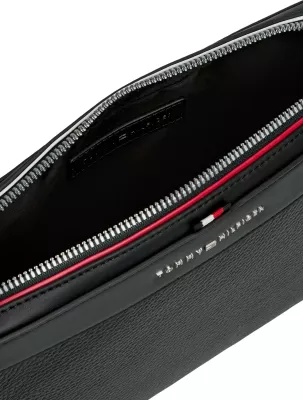 Çantë kozmetike për meshkuj Tommy Hilfiger TH Central Pouch AM0AM14822, e zezë