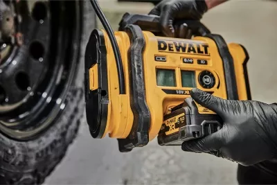 Kompresor ajri DeWALT DCC018N, 11 bar, 2.5 kg, zi-verdhë