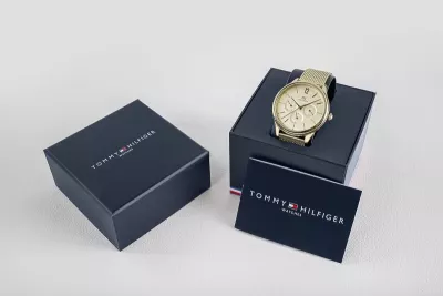 Orë dore për femra Tommy Hilfiger, ari