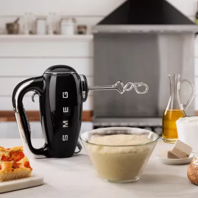 Mikser dore Smeg HMF01BLEU 250W, 9 shpejtësi, Turbo, i zi