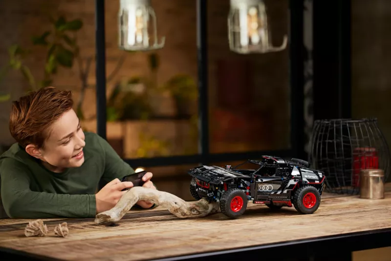 Set ndërtimi LEGO Audi RS Q e-tron, 10 vjet, Plastikë, 914 pjesë, 1.86 kg